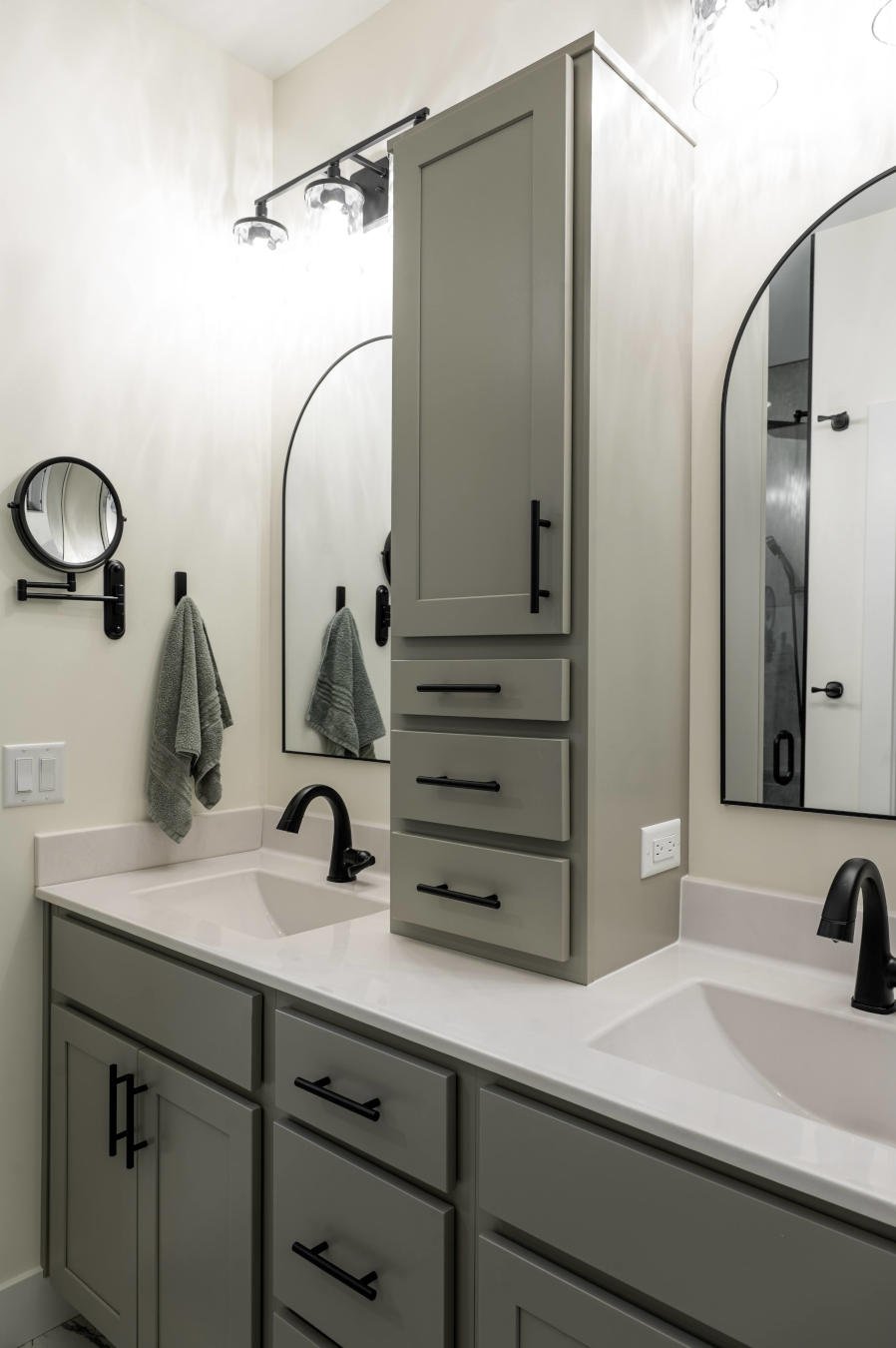 Cincinnati Custom home bathroom